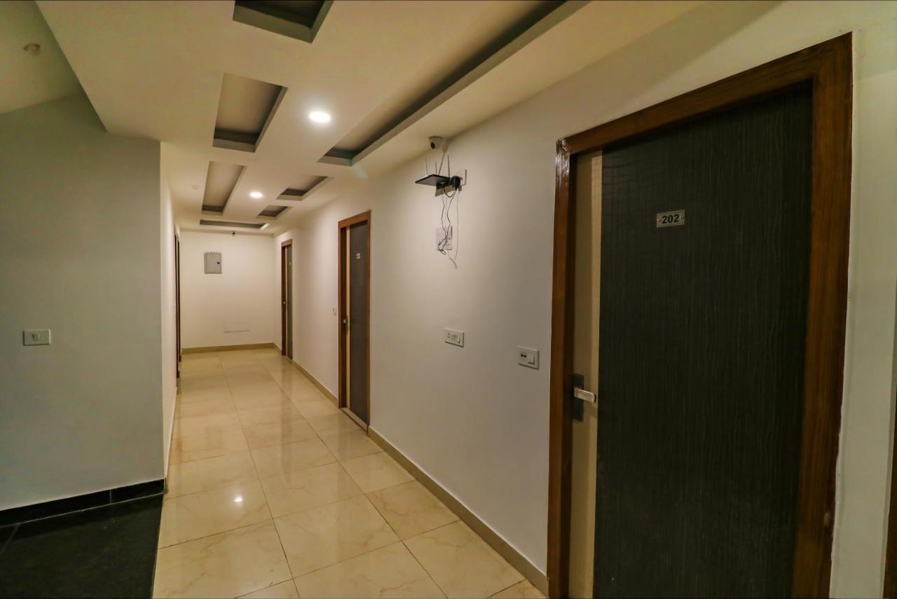 Fabexpress Dolphin International Near Delhi Airport Ξενοδοχείο Νέο Δελχί Εξωτερικό φωτογραφία